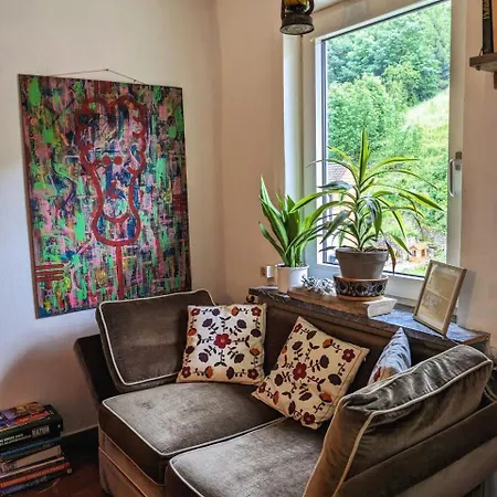 Am Waldrand Apartment *