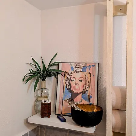Am Waldrand Apartment *